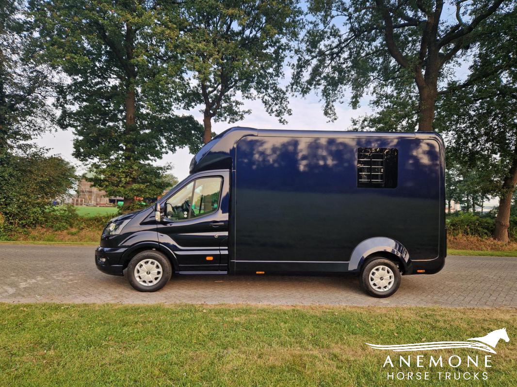 Ford Transit STX 30