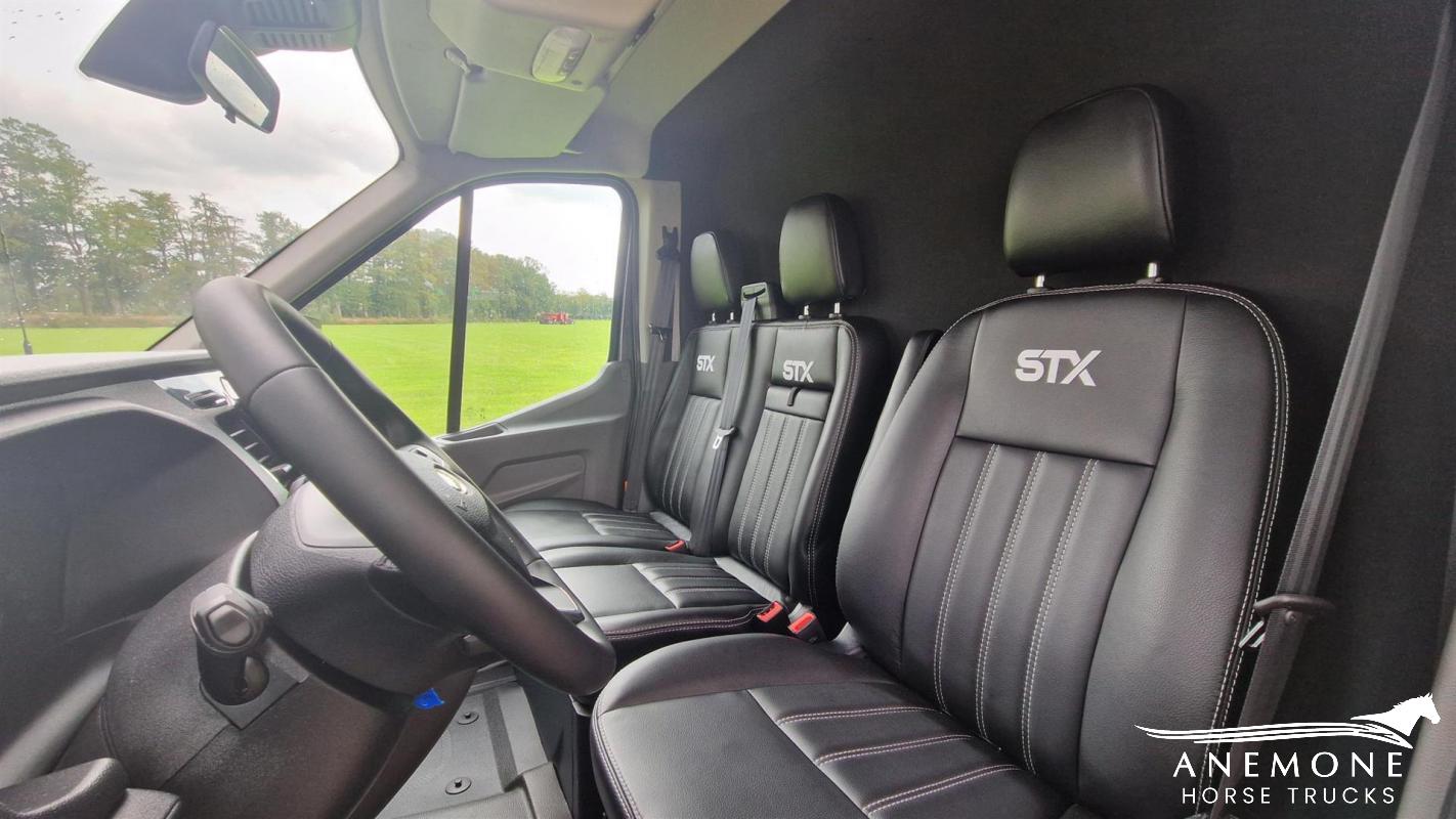 Ford Transit STX 20