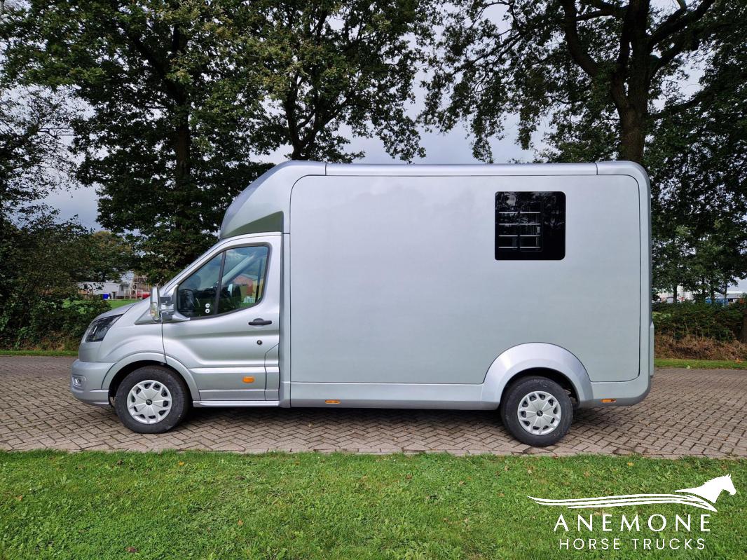 Ford Transit STX 63