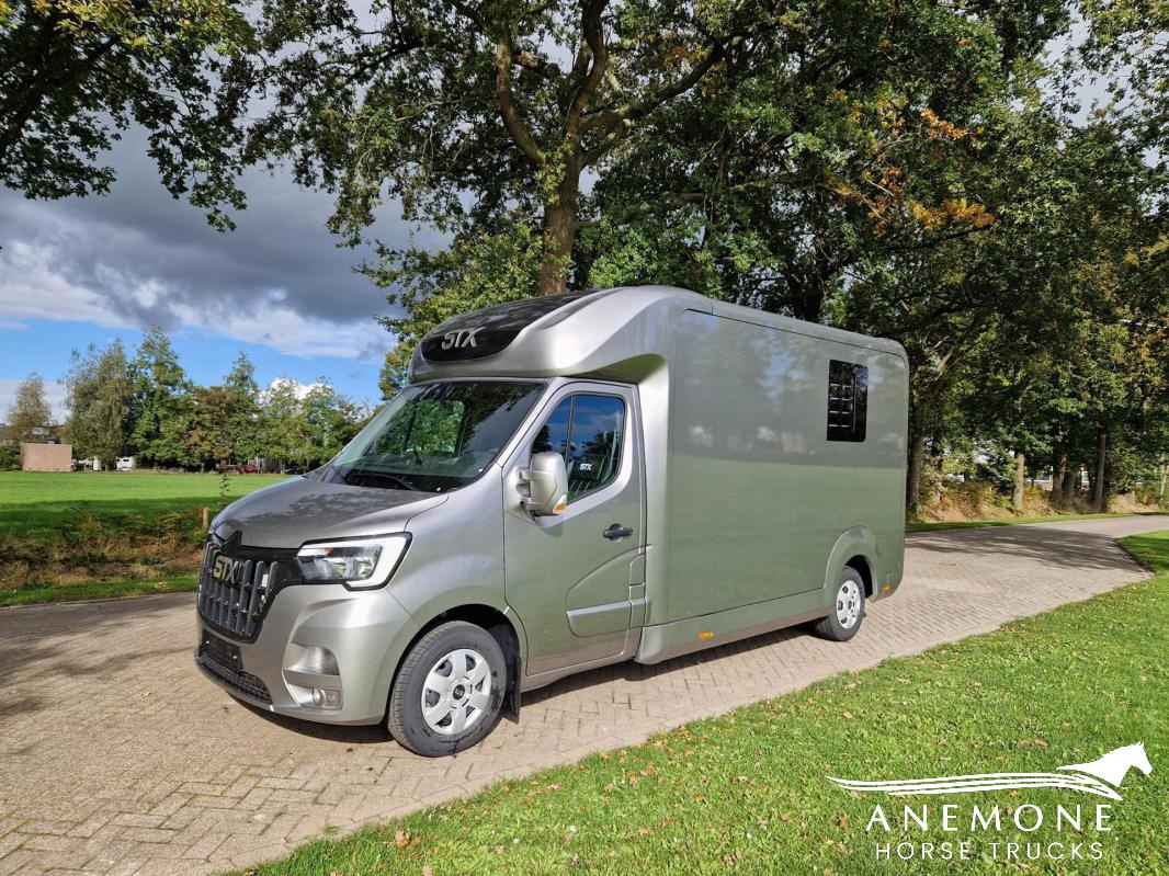 Renault Master STX 18