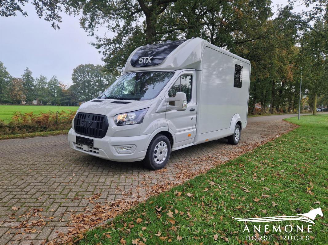 Ford Transit STX 4