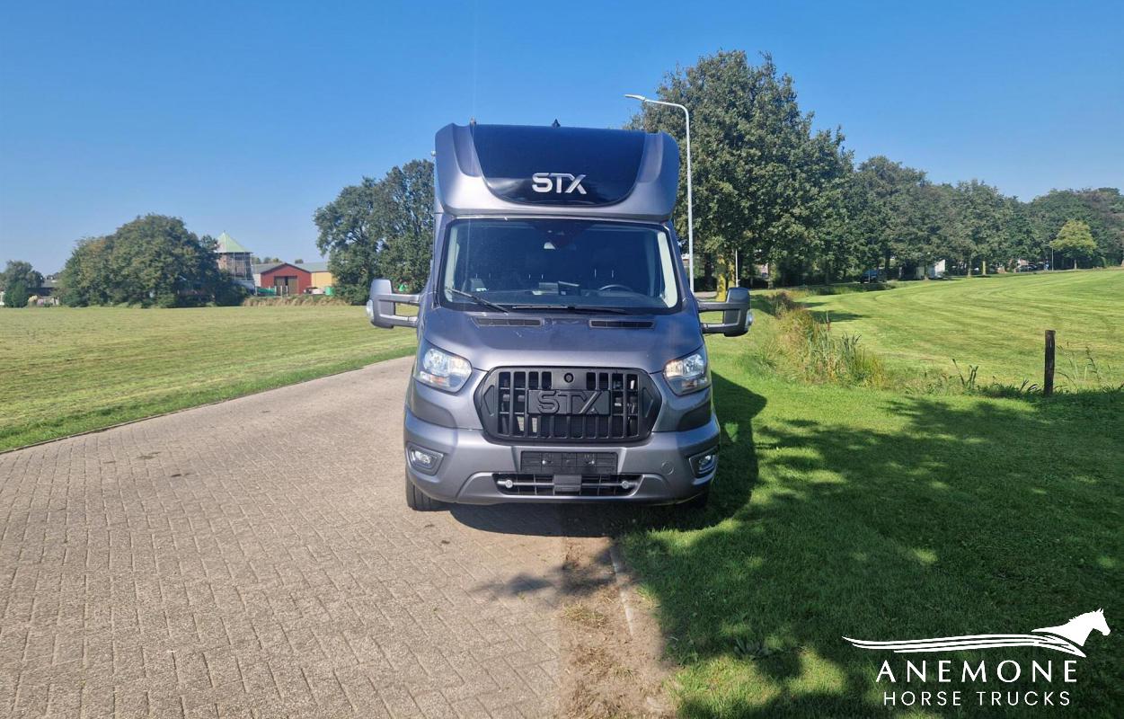 Ford Transit STX 47