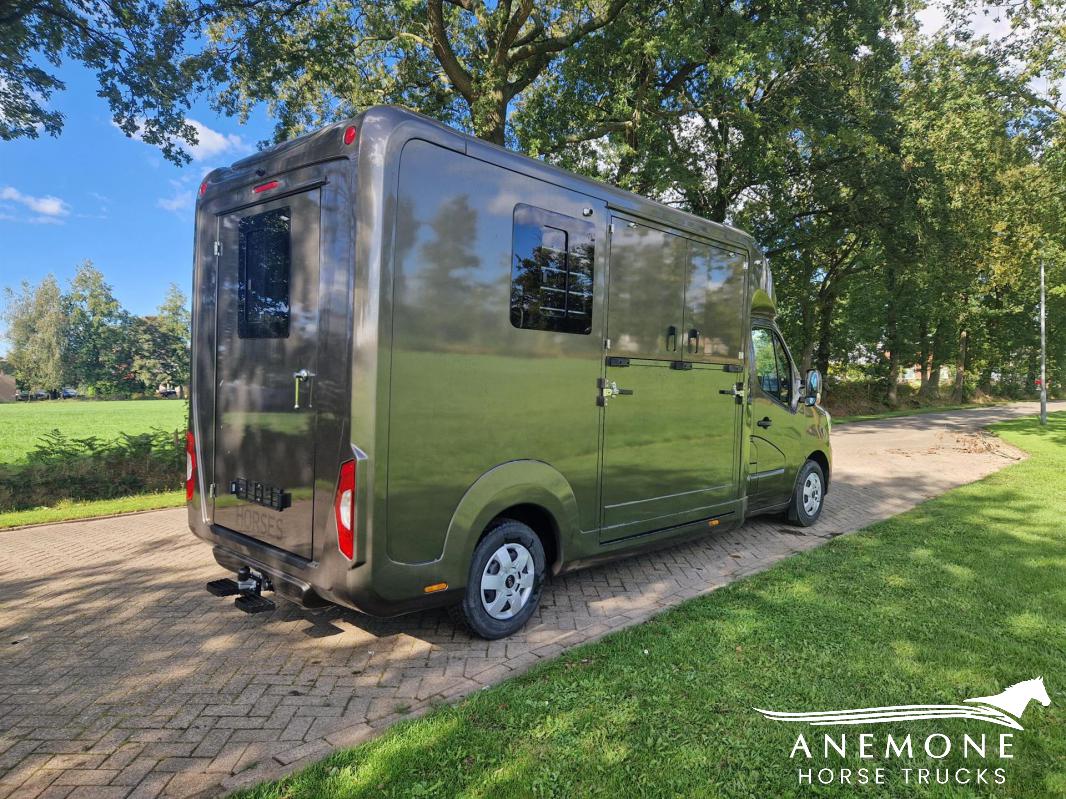 Renault Master STX 8