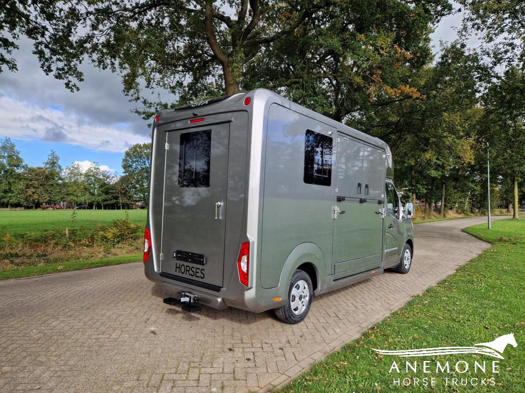 Renault Master STX 18